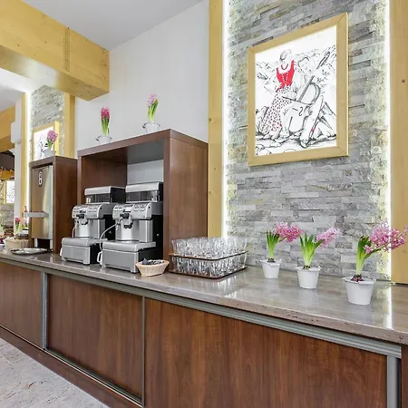 Osrodek Wypoczynkowy Borowy Resort 3*