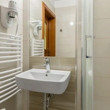 Osrodek Wypoczynkowy Borowy Rezort 3*